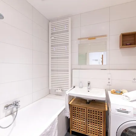 Apartment Altstadtnahe Wohlfuehloase Fuer 6 Personen Erfurt